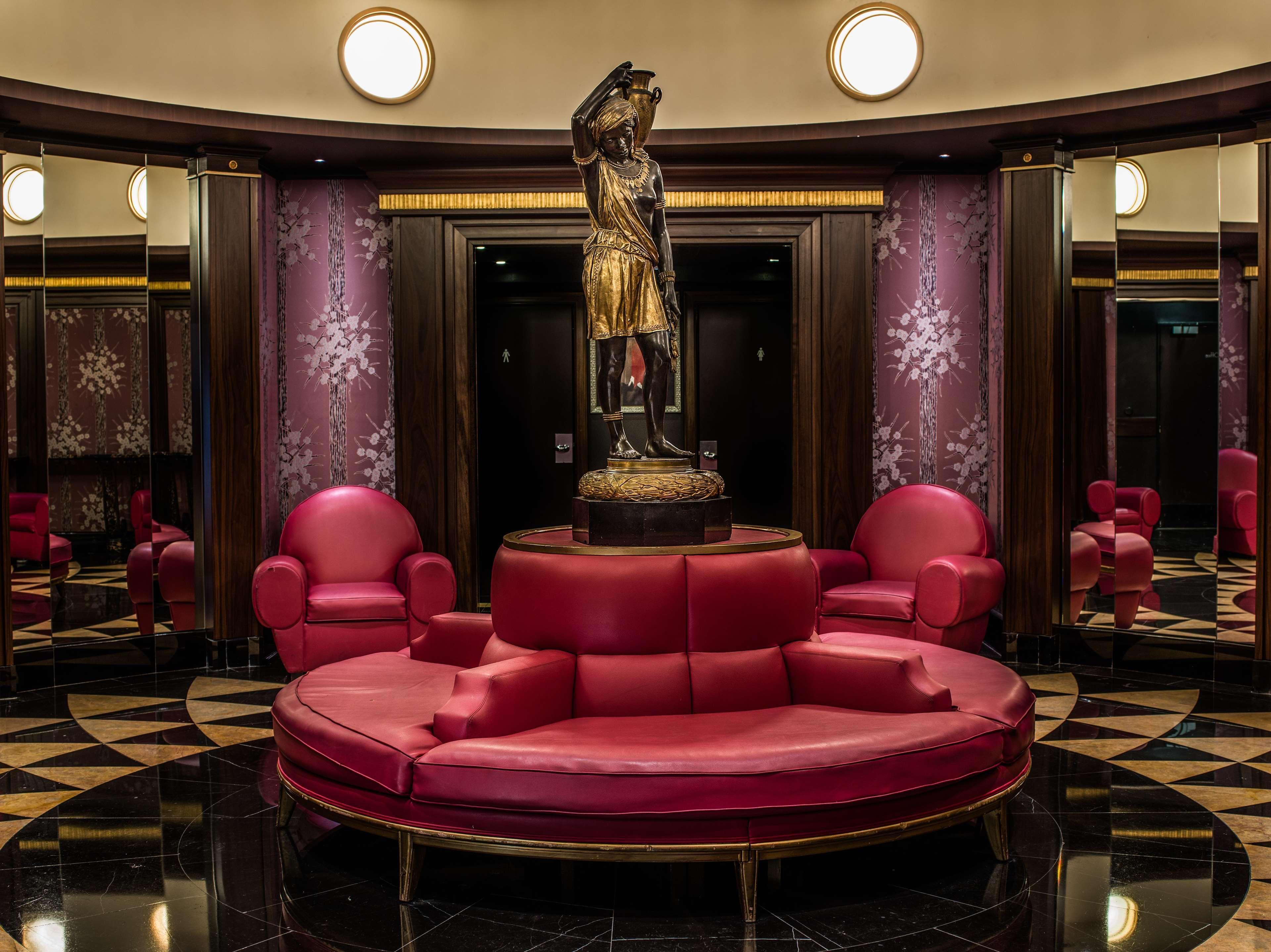 L'Hotel Du Collectionneur Paříž Exteriér fotografie The St Regis Hong Kong